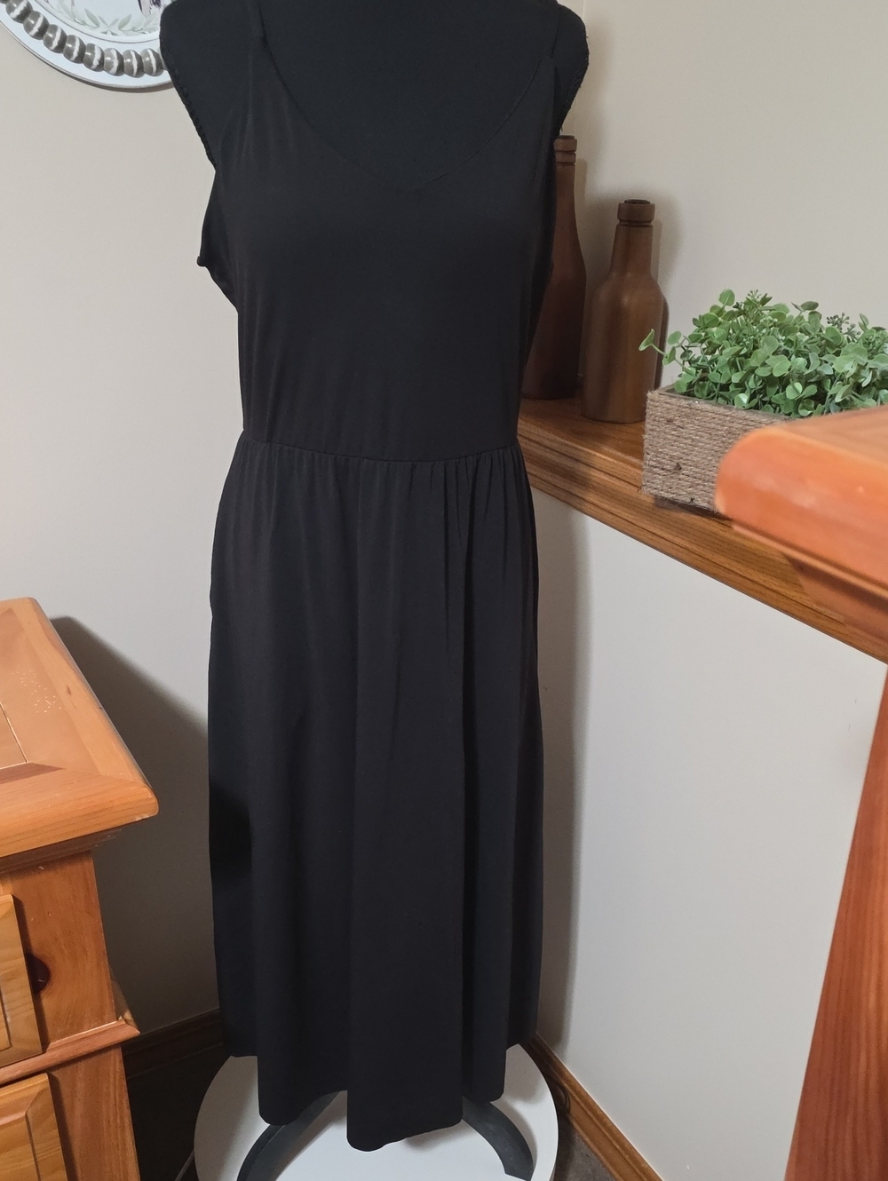 Black Sleeveless Midi Dress - Classic Women's Dress
